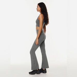 Aritzia TnAction TnaLIFE™ Atmosphere Flare Hi-Rise Legging